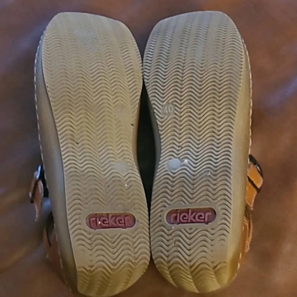 🦋Excellent Rieker Mary Jane Shoes🦋 - Picture 4 of 10